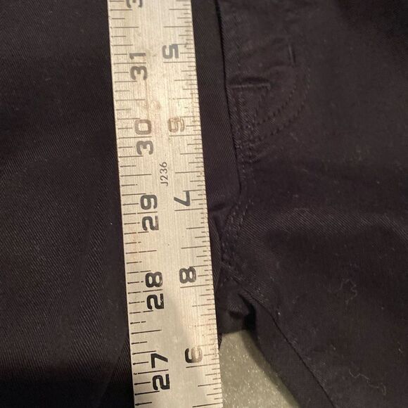 #513 J BRAND GIGI Black cropped Jeans - Picture 9 of 11